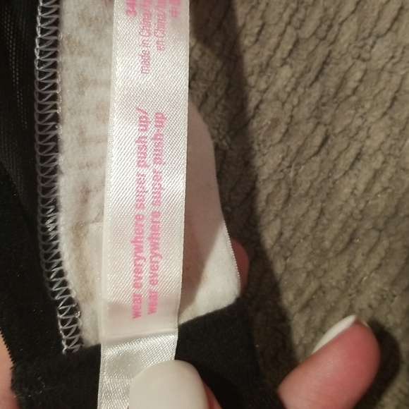 VS Pink Super Push Up Bra - Picture 10 of 10